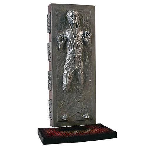 Star Wars: Collector's Gallery Han Solo in Carbonite 8-Zoll-Statue von Gentle Giant 