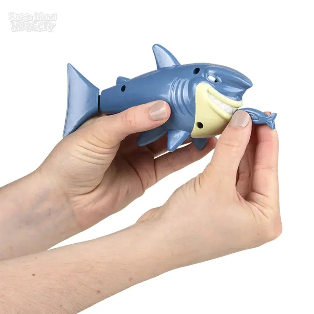 6.5" Pull-String Shark Bath Toy