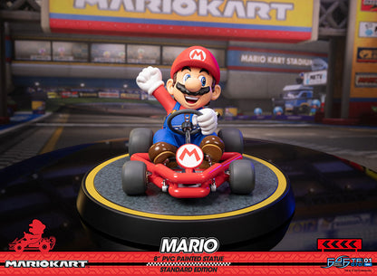 Mario Kart - Estatua pintada de PVC de Mario - PRÓXIMAMENTE