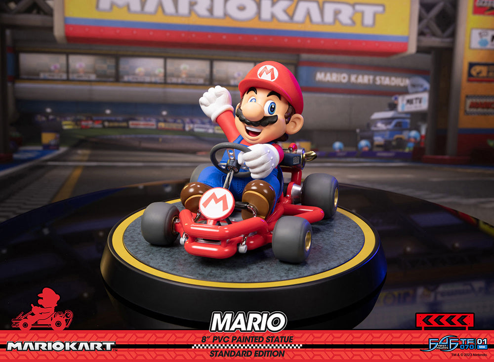 Mario Kart - Estatua pintada de PVC de Mario - PRÓXIMAMENTE