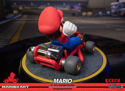 Mario Kart - Estatua pintada de PVC de Mario - PRÓXIMAMENTE