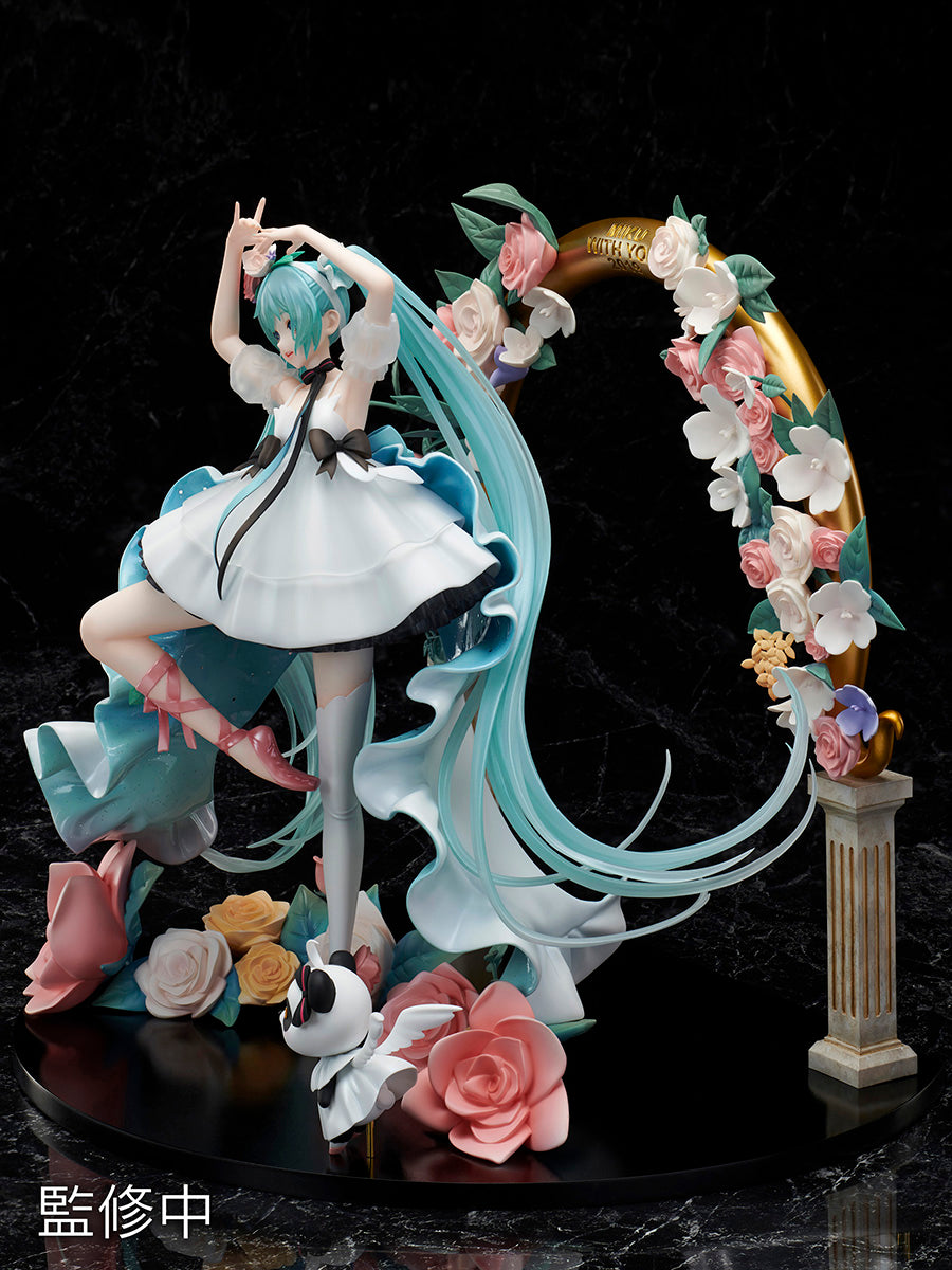 Hatsune Miku "MIKU WITH YOU 2019" Ver. Figure Super Anime Store 