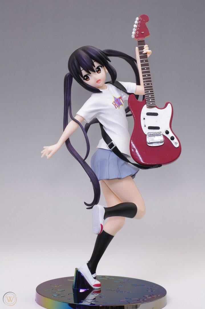 ¡KON! FIGURA PREMIUM Figura Azusa