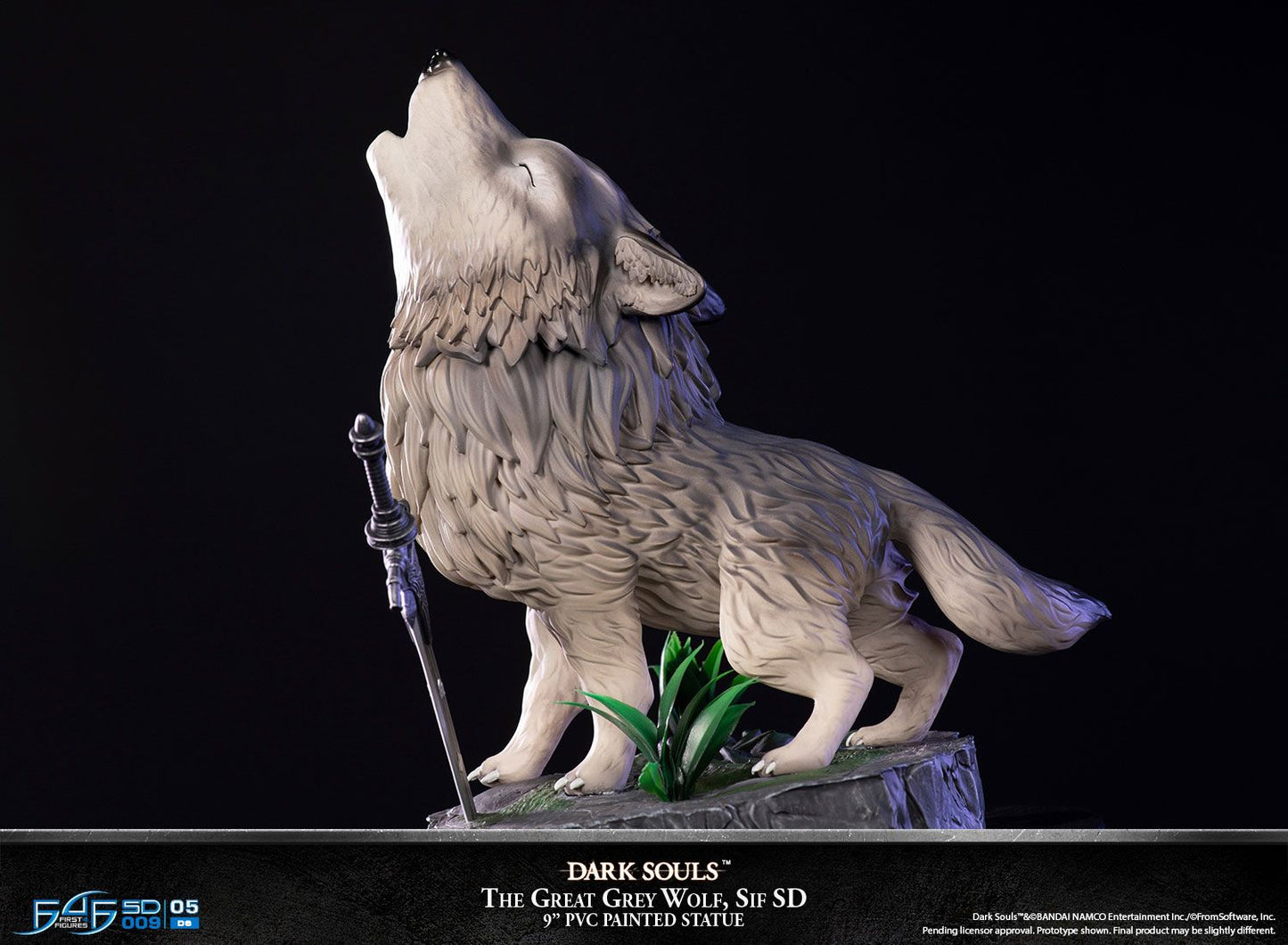 Dark Souls - The Great Grey Wolf Sif Standard Edition Figure