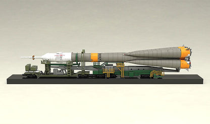 MODEROID 1/150 Plastic Model Soyuz Rocket & Transport Train Model Kit