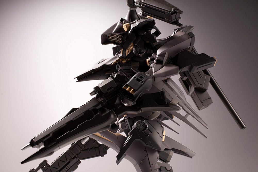 ARMORED CORE RAYLEONARD 03-AALIYAH SUPPLICE OPENING Ver. Model Kit